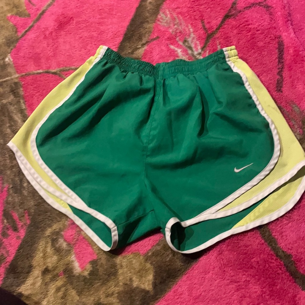 Small womens Nike green shorts